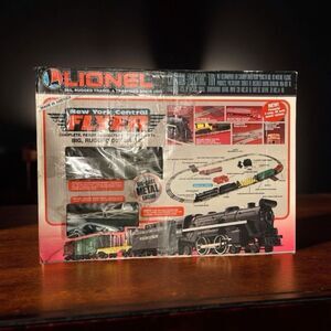 Lionel 6-11735 O Gauge New York Central Flyer Steam Locomotive Freight Set